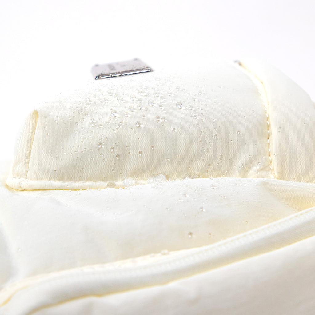 Pyramid Tiny Beyond The Horizon Series - Chalk