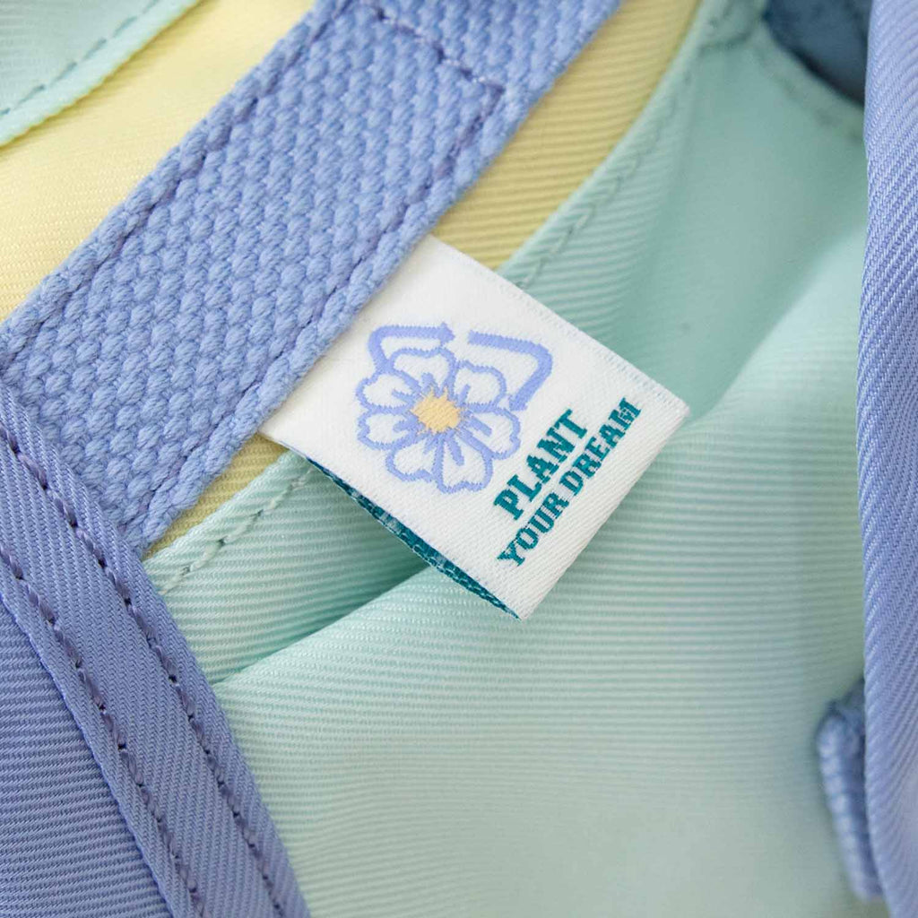 LIGHTHOUSE MONET SERIES Buttery X Light Aqua